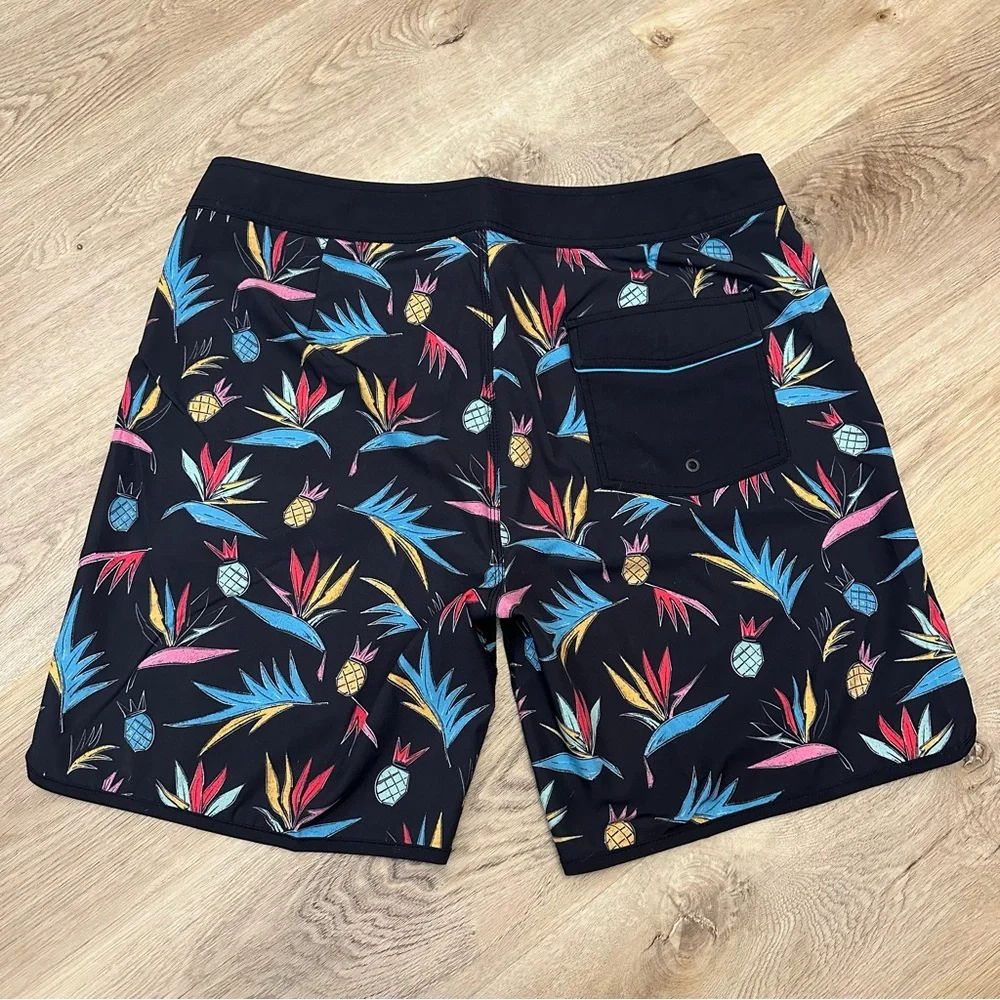 Performance Apparel Hybrid Men’s Shorts size 36